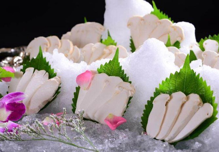 大理鲜菌火锅菜品实景示意